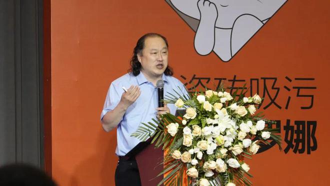 九游娱乐：超防污瓷砖成热销产品！这家陶企找到了新蓝海(图4)