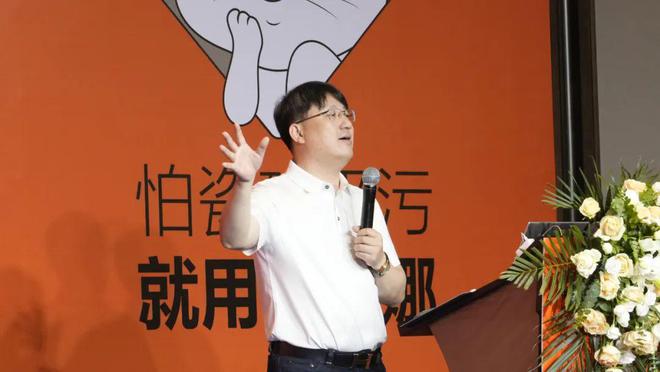 九游娱乐：超防污瓷砖成热销产品！这家陶企找到了新蓝海(图6)
