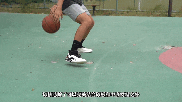 九游娱乐网站：复古和现代科技完美的碰撞一鞋两穿的完美答案——WOW11实战测评(图10)