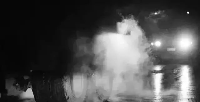 九游娱乐：夏季多发！轮胎秒变“炸弹”全因做错了这点(图6)