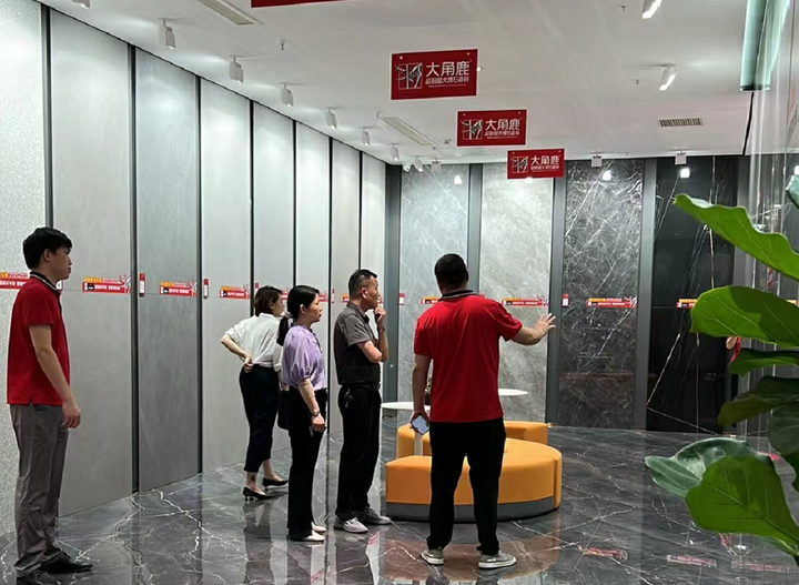 九游娱乐网站：瓷砖终端大洗牌聪明的经销商早就开始这么做了(图3)