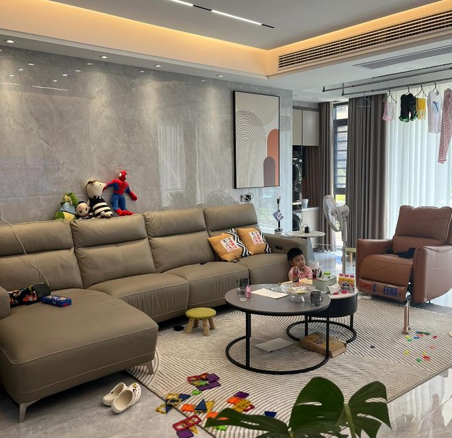 九游娱乐：为什么“瓷砖上墙”被越来越多人嫌弃？我家做了结果一言难尽！(图8)