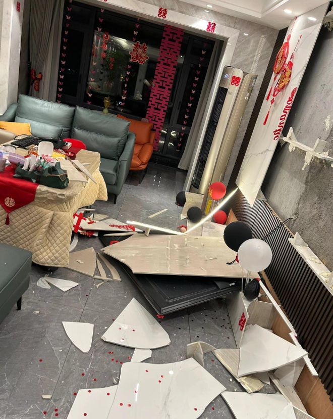 九游娱乐：为什么“瓷砖上墙”被越来越多人嫌弃？我家做了结果一言难尽！(图18)