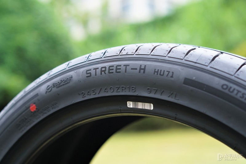 九游娱乐平台：沃尔沃S90换什么轮胎好？安全又耐磨怎么选(图3)