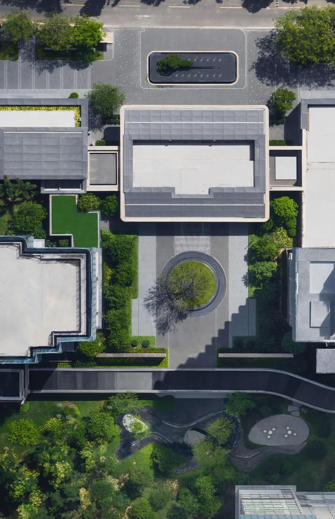 九游娱乐：抢先实探！保利的展示区又给江景豪宅打样板了！(图2)