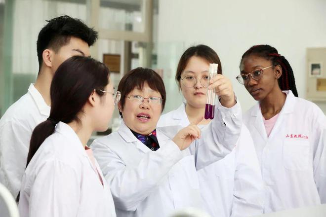 九游娱乐：庆祝第40个教师节！“大道师者”宣传展播活动⑥(图3)