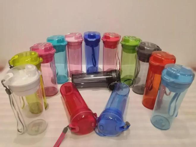 九游娱乐平台：倒在降