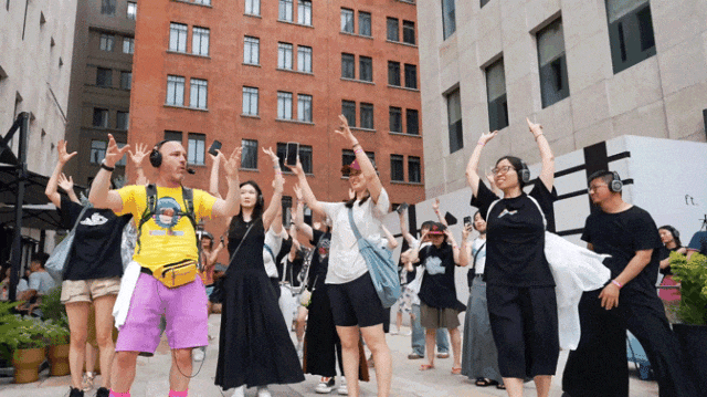 九游娱乐平台：送君70+魔都“精神布洛芬”愿君无痛过9月！(图57)