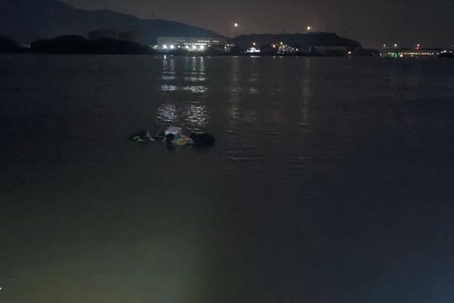 九游娱乐：横门西水道！有两名中山钓鱼者落水！(图1)
