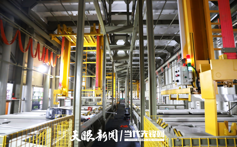 九游娱乐网站：为产业链“镀金”！贵阳贵安最大表处理产业园向“新”提速(图7)