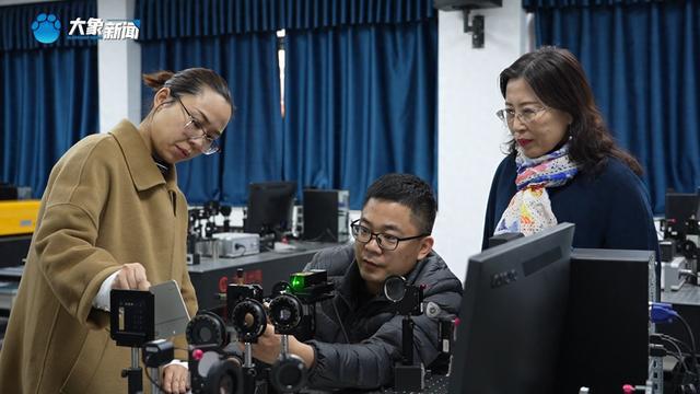 九游娱乐网站：新乡红旗区：政府当“红娘”校地企联姻助力“产学研”(图1)