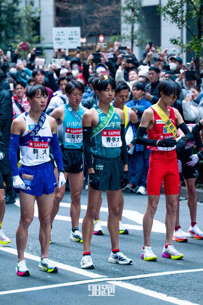 九游娱乐网站：11年8冠只此青绿箱根驿传(图4)