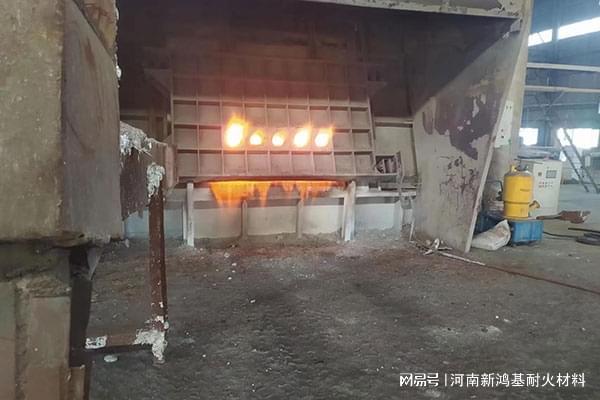 九游娱乐：熔铝炉内衬损损的原因以及解决方法(图2)