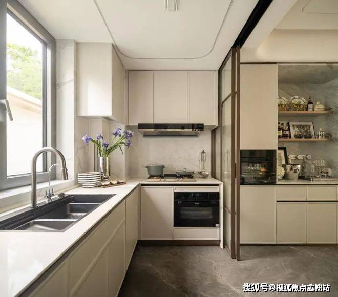 九游娱乐：国贸中国铁建西派海上-售楼处-西派海上首页网站-2025售楼处欢迎您_最新房价户型(图10)