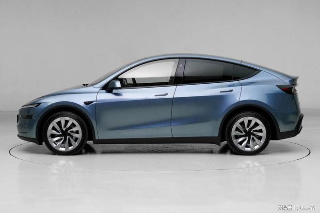 九游娱乐平台：2025款特斯拉ModelY：新能源汽车的新标杆(图3)