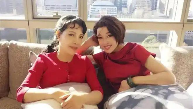 九游娱乐网站：偷鸡不成蚀把米!自以为能毁掉刘晓庆不料自己却被扒了个底朝天(图14)