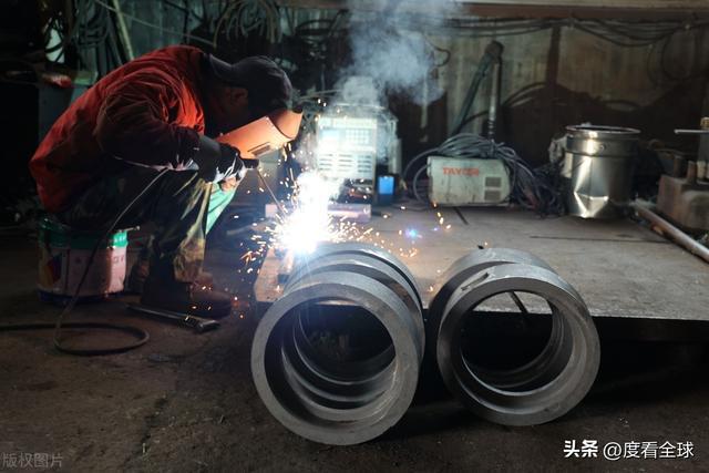九游娱乐平台：山东滨州：铸铁件出口订单火爆铸造业迎来新春天！(图2)