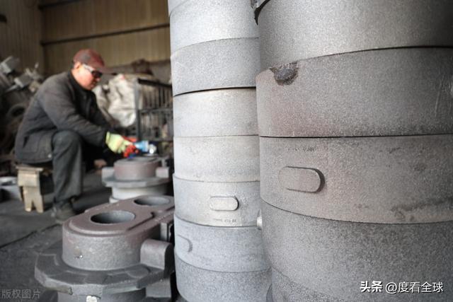 九游娱乐平台：山东滨州：铸铁件出口订单火爆铸造业迎来新春天！(图7)