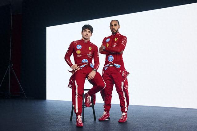 九游娱乐：性能再定义：RM43-01FERRARI陀飞轮双秒追针计时腕表(图1)