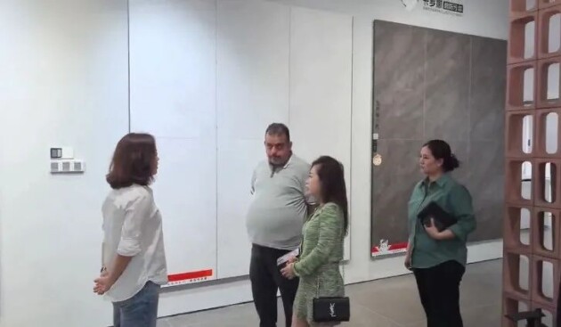 九游娱乐：卡罗娜超防污质感瓷砖新定位上市1周年暨800×1350质感砖上市发布会圆满落幕(图10)