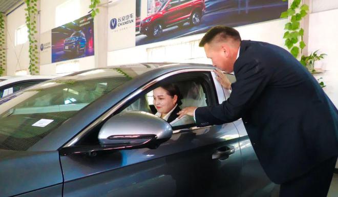 九游娱乐：三重补贴叠加！巩留县“以旧换新”引爆“五一”消费热潮(图5)