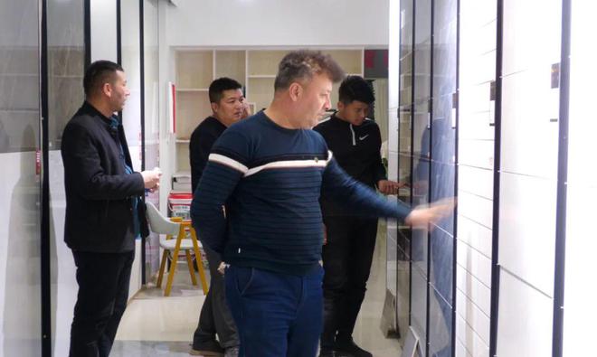九游娱乐：三重补贴叠加！巩留县“以旧换新”引爆“五一”消费热潮(图1)