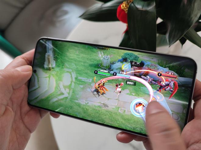 九游娱乐：全焦段覆盖与AI加持​带着三星GalaxyS25+去旅行(图23)