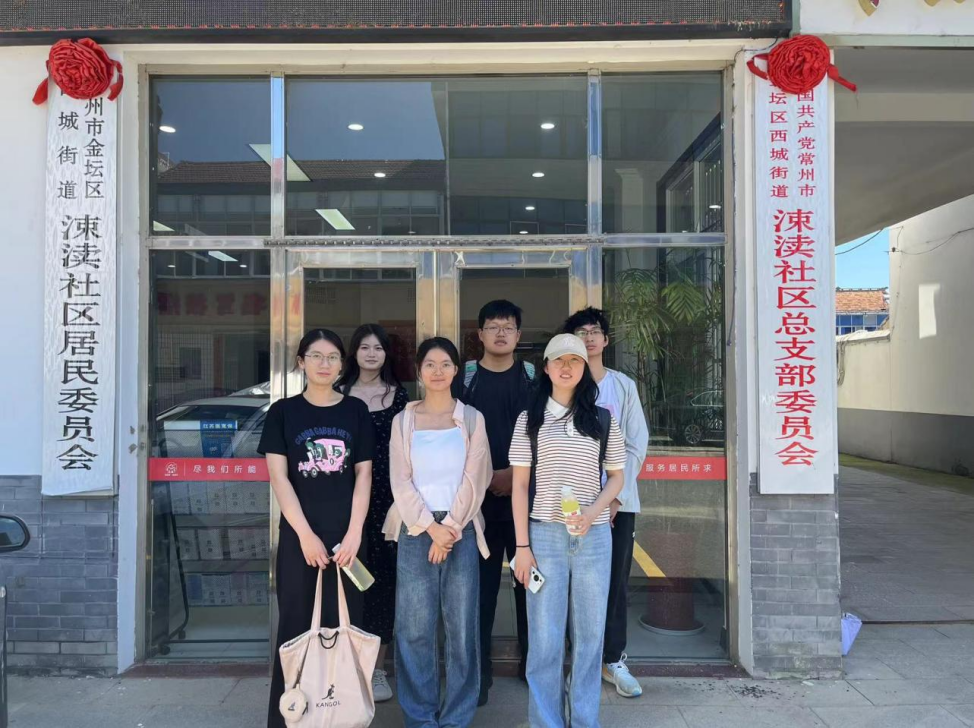九游娱乐网站：科技跨越数字鸿沟媒体丰盈耄耋岁月(图1)