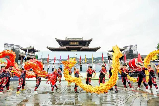 九游娱乐：赛龙舟一场