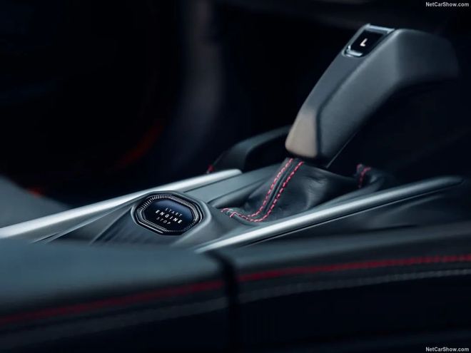 九游娱乐平台：全新“技术流”四驱道奇ChargerScatPack发布双涡轮直六替代V8信仰没了(图12)