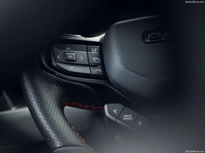 九游娱乐平台：全新“技术流”四驱道奇ChargerScatPack发布双涡轮直六替代V8信仰没了(图10)