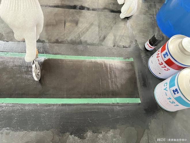 九游娱乐平台：皮带修补条怎么使用输送带长距离划伤用修补条修复方法(图3)