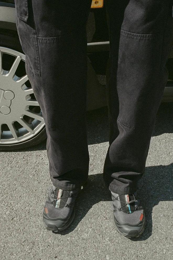 九游娱乐平台：幺妹峰北壁国人首度登顶；“越野跑大神”食毒菌身亡犀牛说(图19)