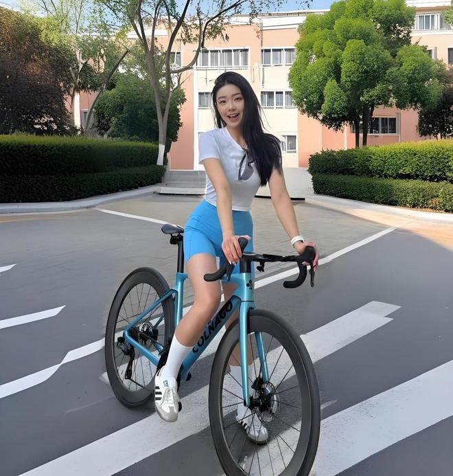 九游娱乐网站：单车产业报告：崔克自行车怎么样属于什么档次闪电跟捷安特怎么选(图5)