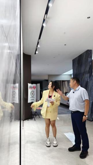 九游娱乐：《探展第一线智造江北瓷博会(图16)