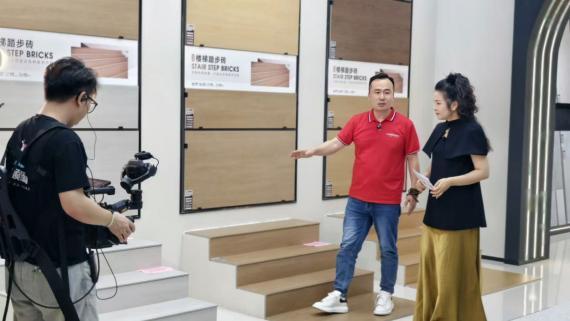 九游娱乐：《探展第一线智造江北瓷博会(图30)