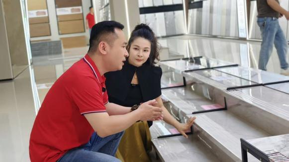 九游娱乐：《探展第一线智造江北瓷博会(图31)