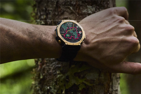 九游娱乐平台：2899元华米T-Rex3Pro发布：5级钛合金、首次加入LED手电(图2)