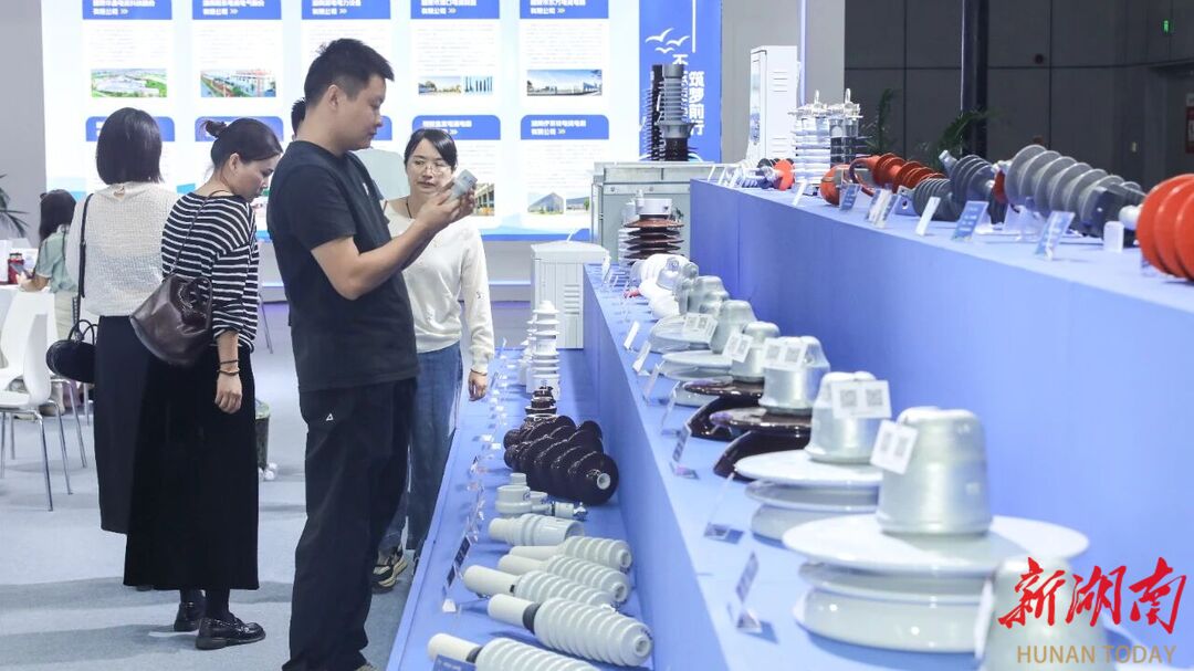 九游娱乐：谁说醴陵陶瓷只做花瓶？(图1)