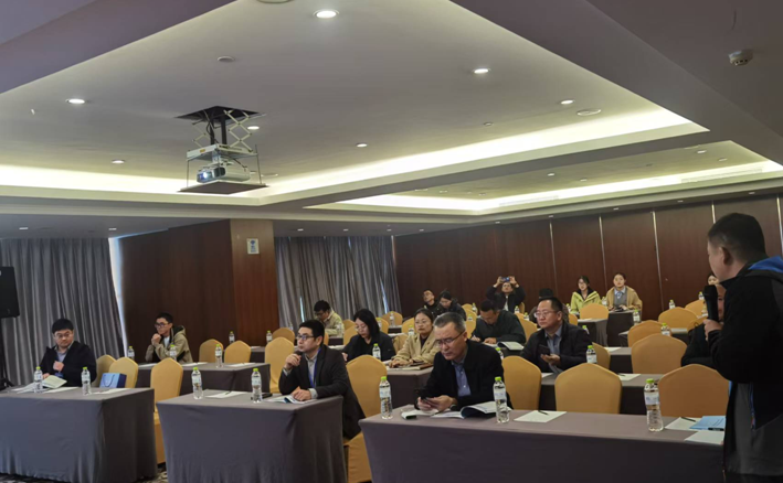 九游娱乐：2025海洋材料表面与界面创新大会暨山东省高性能材料创新与产业发展大会在青岛召开(图3)