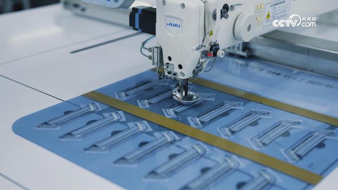 九游娱乐：羽绒服越贵越好？真相可能颠覆你的认知(图5)