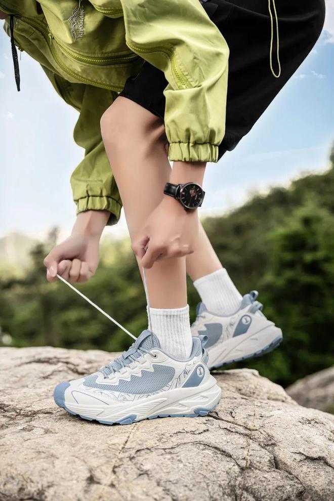 九游娱乐：牛！中国制造已经强到如此可怕了！百元造某克某迪千元级户外鞋！(图29)