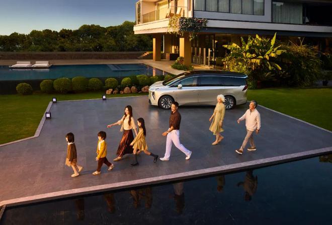 九游娱乐平台：别克至境世家上市4399万起焕新MPV豪华(图3)