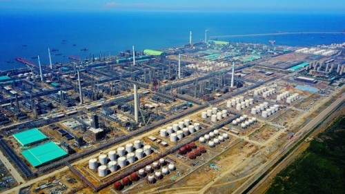 九游娱乐网站：一生要出片的年轻人把化工厂拍成了网红打卡点(图10)