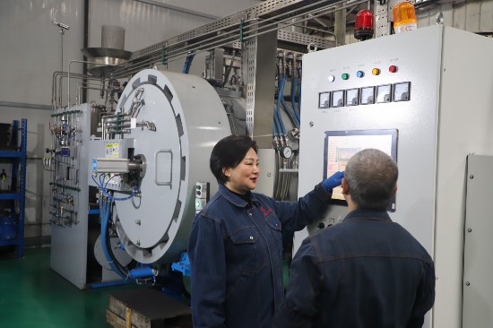 九游娱乐：陈桂芳：让残疾人员工成为家里“顶梁柱”(图2)