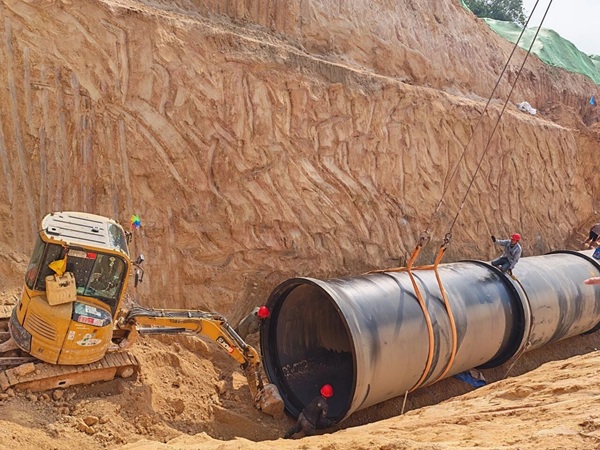 九游娱乐网站：世界首例！超大口径球墨铸铁管在输水工程成功应用(图1)