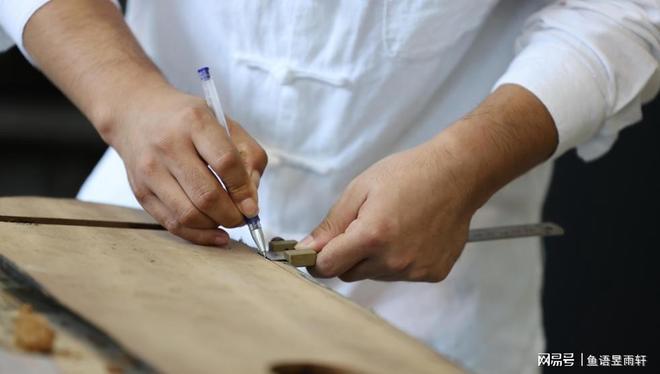 九游娱乐平台：风水轮流转！曾被焦裕禄用来挡风沙的树今成日本乐师眼中的宝贝(图8)