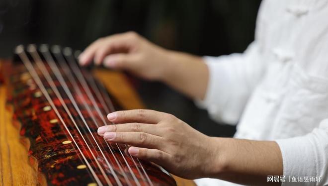 九游娱乐平台：风水轮流转！曾被焦裕禄用来挡风沙的树今成日本乐师眼中的宝贝(图12)