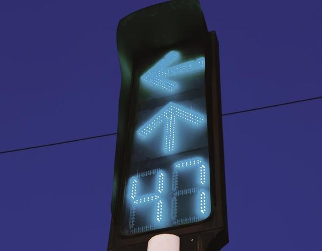 九游娱乐平台：正规交通信号灯厂家怎么辨别？重点看这几点(图1)