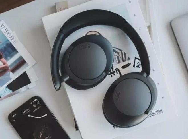 九游娱乐平台：头戴式耳机什么牌子值得买？十大公认高口碑头戴式耳机品牌大盘点(图13)